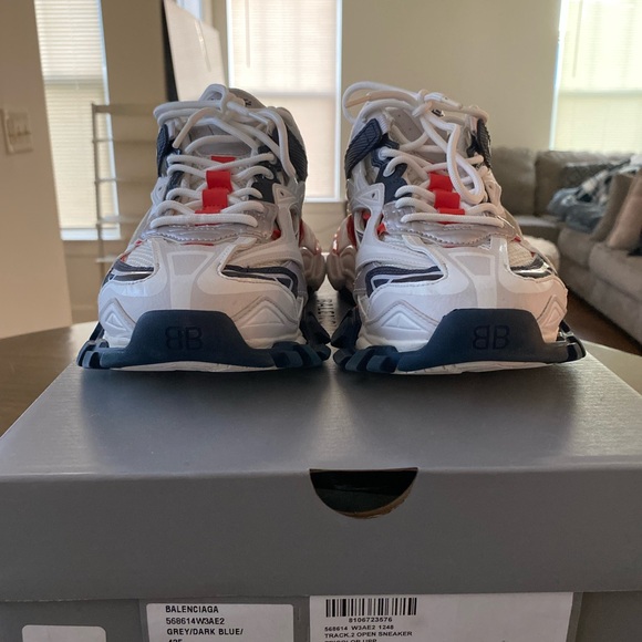 Balenciaga Track.2 Red white and Blue Size 9 Pre-Owned - Picture 3 of 11